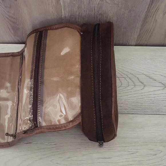 🛍Villena Brown Suede Multi Pocket Hanging Foldable Toiletry Bag‎ - Picture 6 of 14